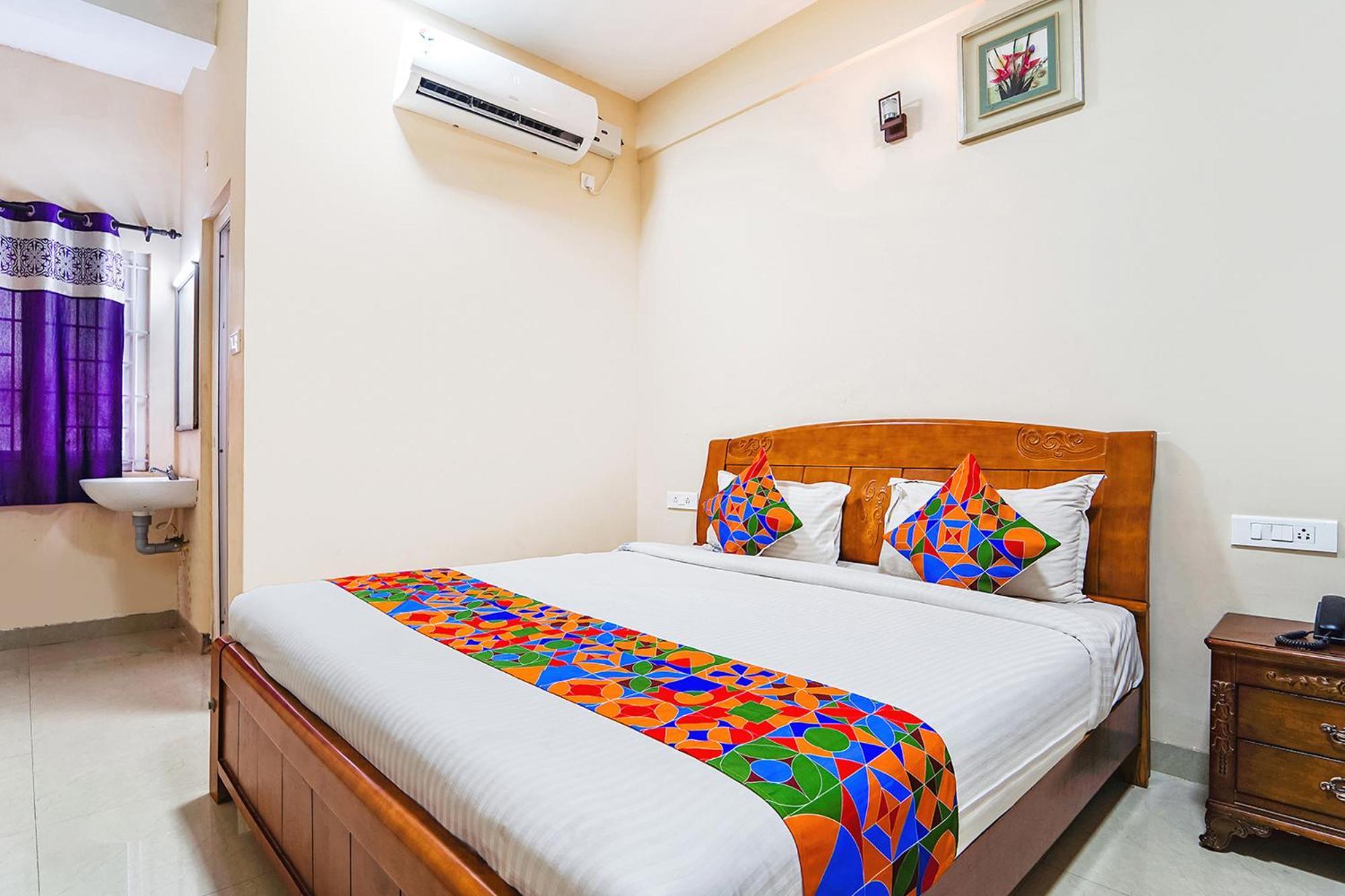 Fabexpress Uv Residency - 700M From Coimbatore International Airport Irugur Kültér fotó